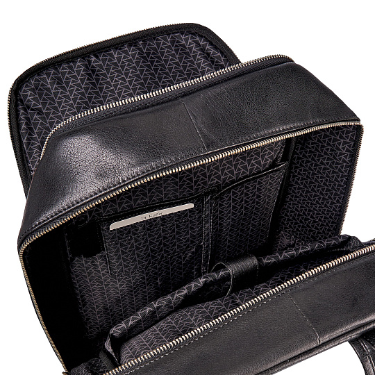 Рюкзак Dr.Koffer из натуральной кожи черный