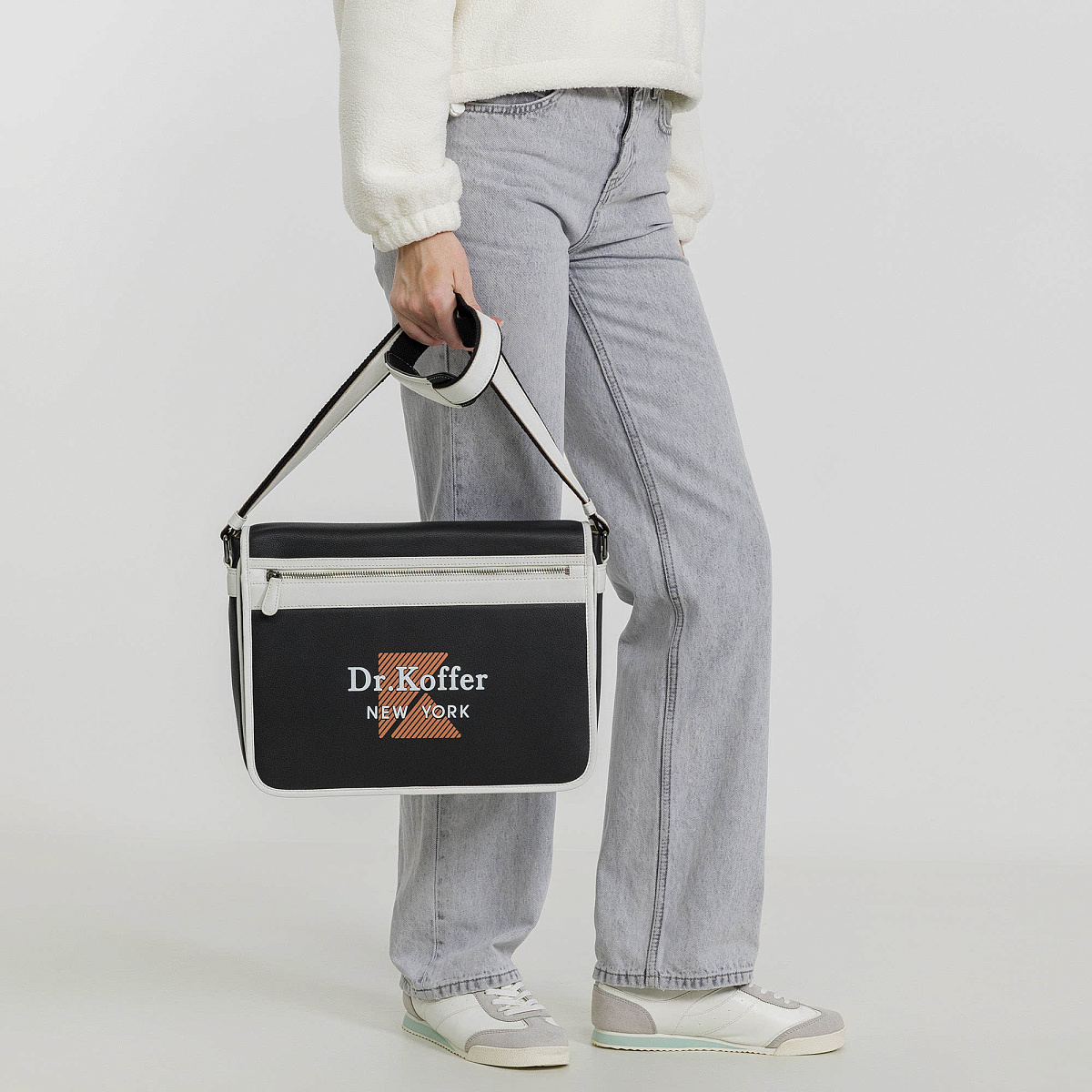 Деловая сумка Dr.Koffer из натуральной кожи черная