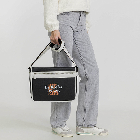 Деловая сумка Dr.Koffer из натуральной кожи черная