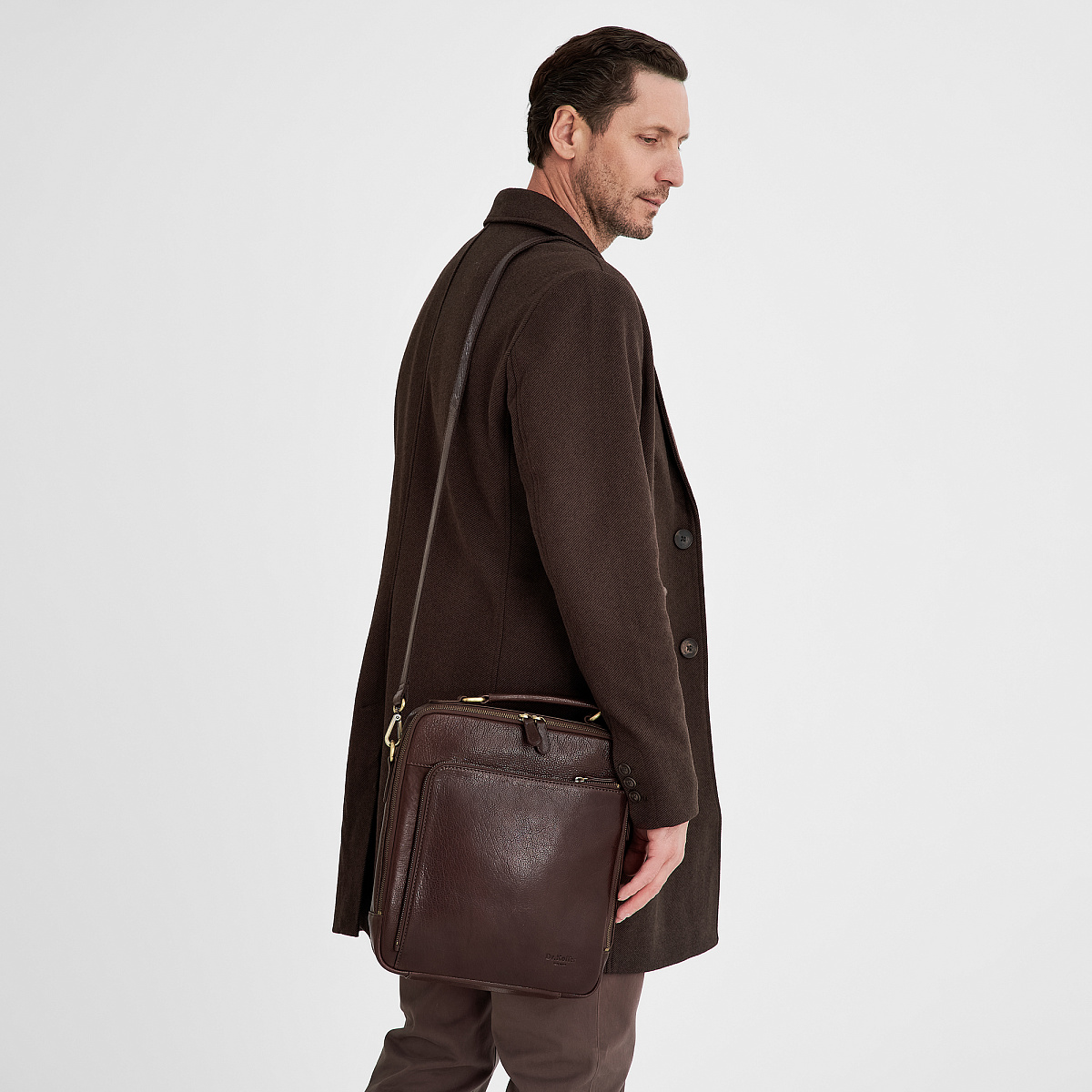 Сумка через плечо Dr.Koffer из натуральной кожи коричневая