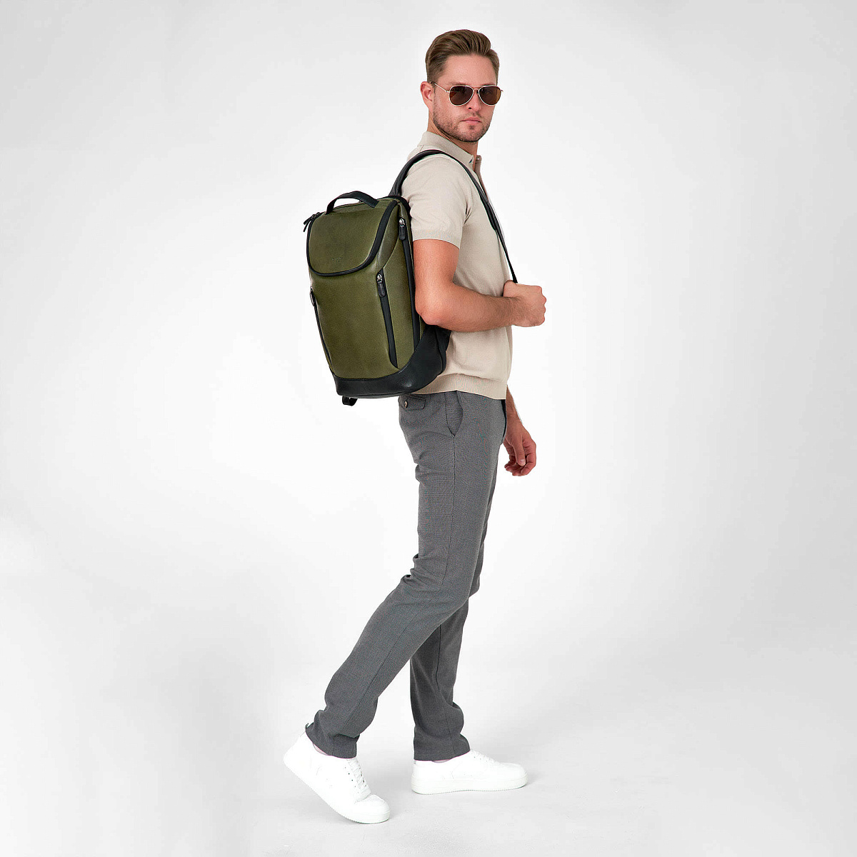 Рюкзак Dr.Koffer из натуральной кожи зеленый