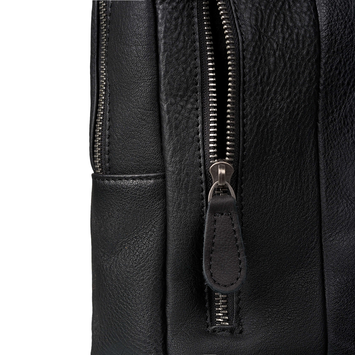 Рюкзак Dr.Koffer из натуральной кожи черный