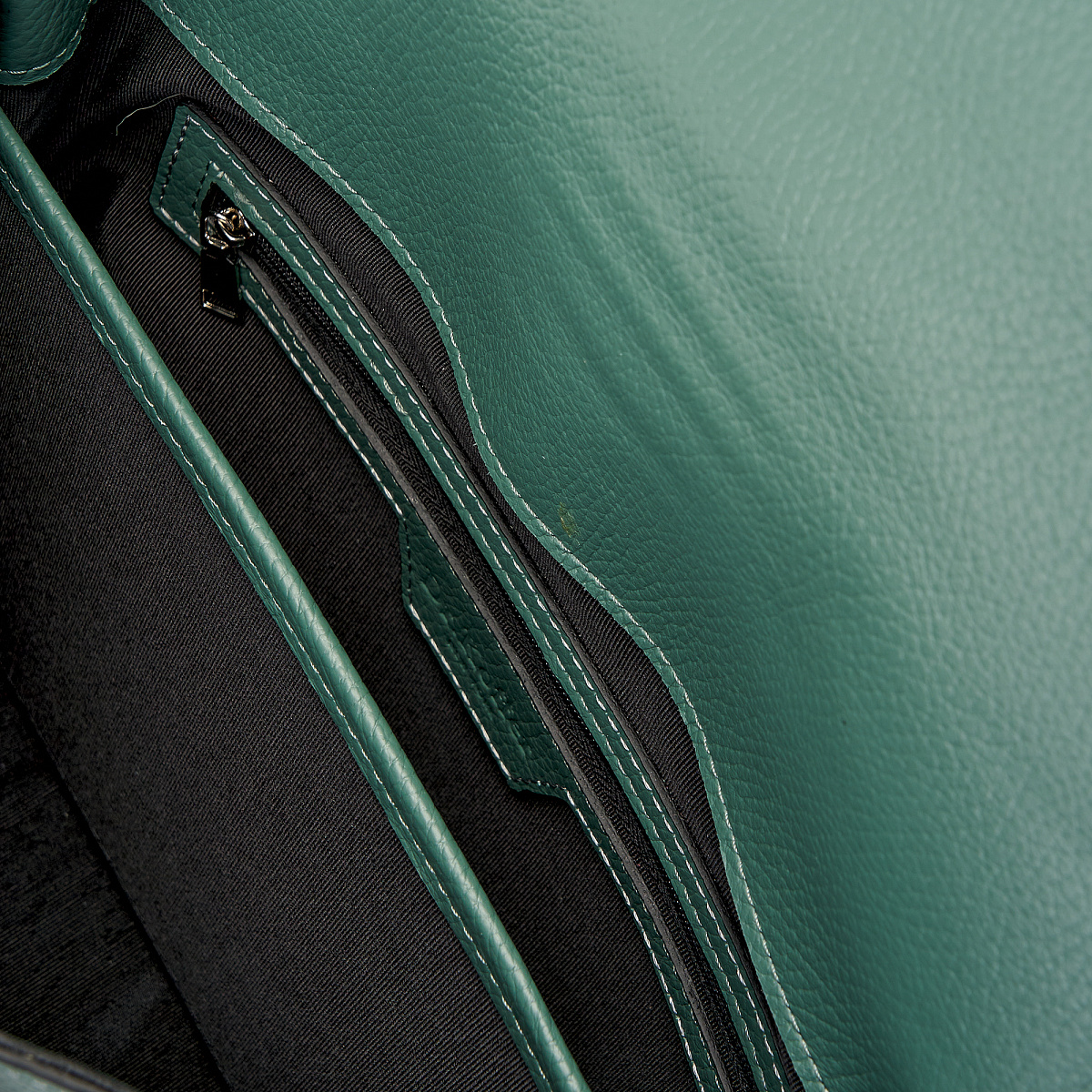 Женская сумка Dr. Koffer из натуральной кожи зеленая