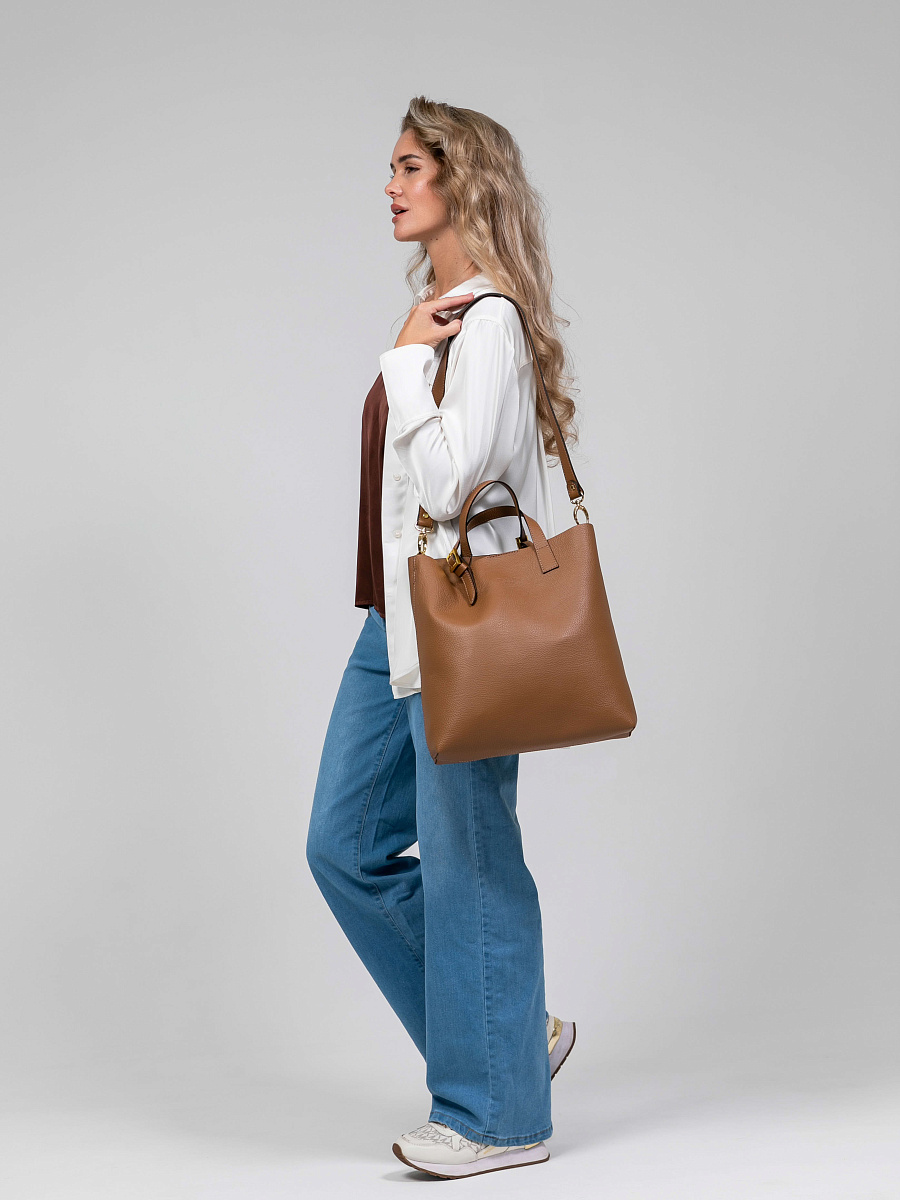 Женская сумка Dr.Koffer из натуральной кожи коричневая