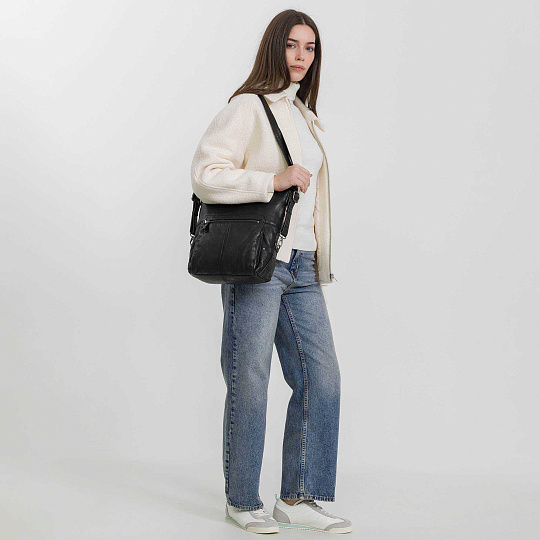 Сумка через плечо Dr.Koffer из натуральной кожи черная