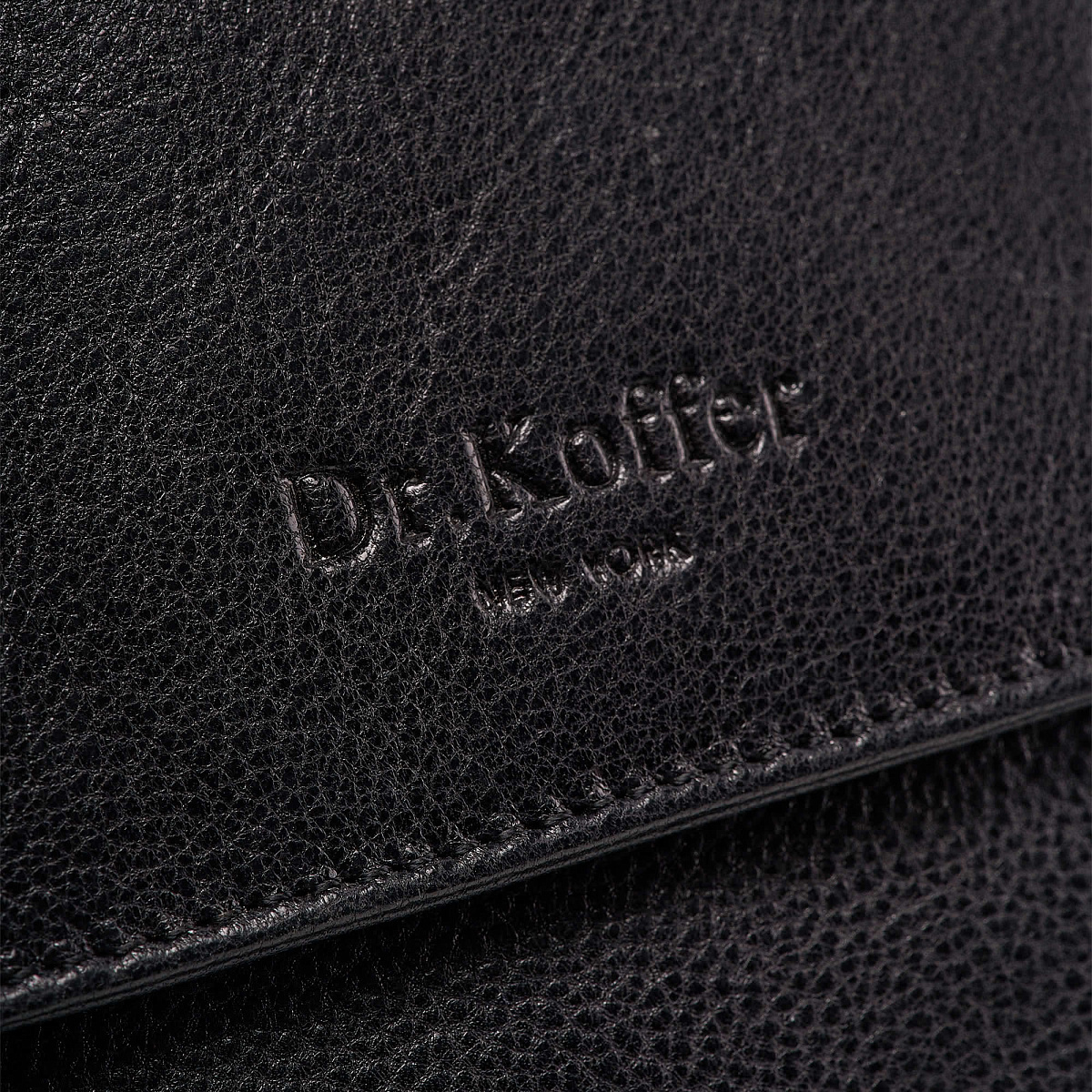 Сумка барсетка из натуральной кожи Dr. Koffer черная