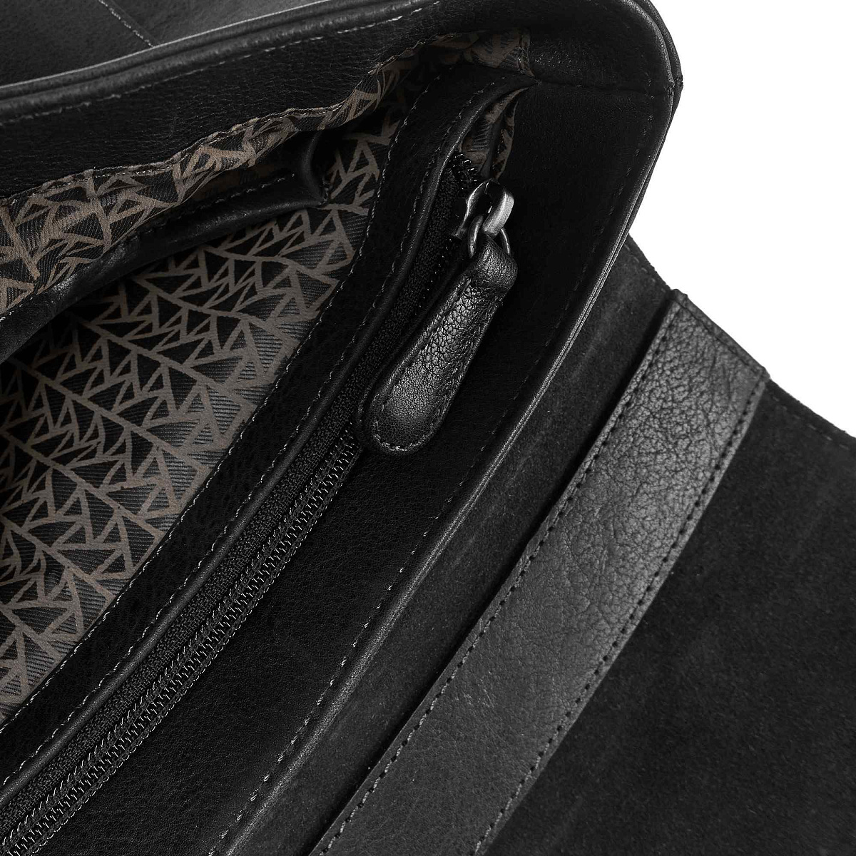 Сумка через плечо Dr.Koffer из натуральной кожи черная