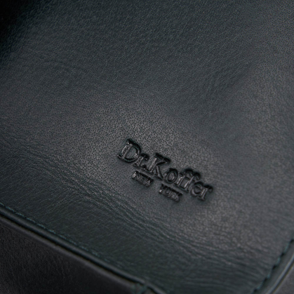 Рюкзак Dr.Koffer из натуральной кожи зеленый