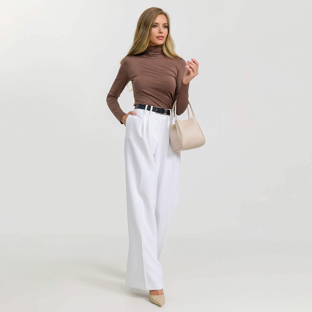 Женская сумка Dr. Koffer из натуральной кожи бежевая