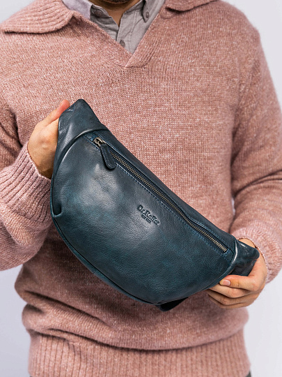 Сумка на пояс Dr. Koffer из натуральной кожи синяя