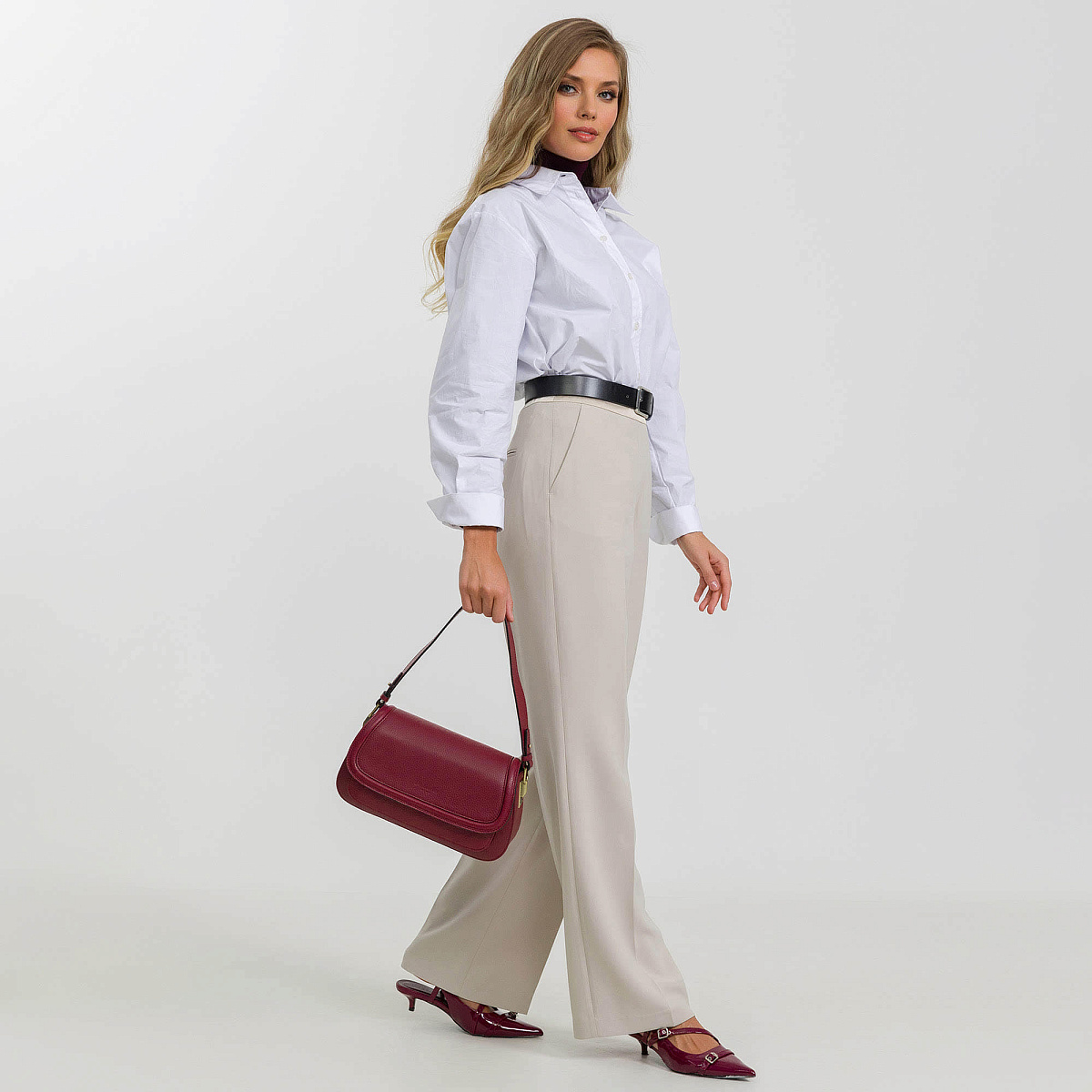 Женская сумка Dr. Koffer из натуральной кожи красная