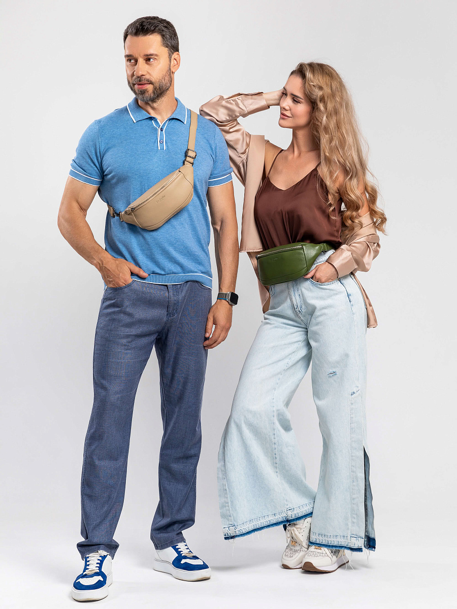 Сумка на пояс Dr. Koffer из натуральной кожи бежевая