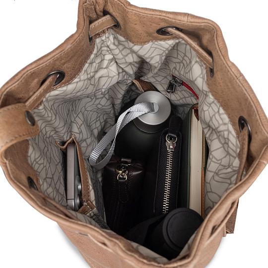 Рюкзак Dr.Koffer из натуральной кожи бежевый