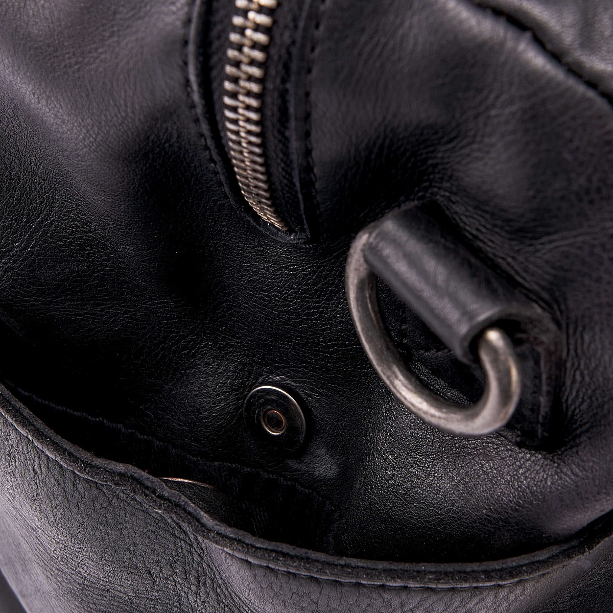 Сумка дорожная Dr.Koffer из натуральной кожи черная