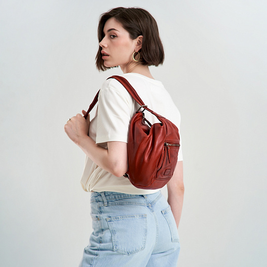 Сумка через плечо Dr.Koffer из натуральной кожи красная