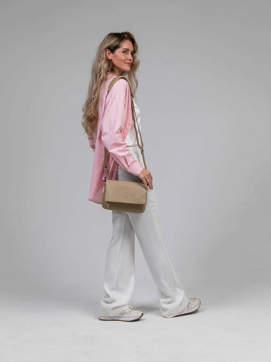 Женская сумка Dr.Koffer из натуральной кожи бежевая