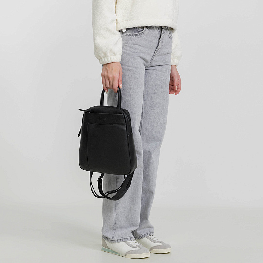 Рюкзак Dr.Koffer из натуральной кожи черный