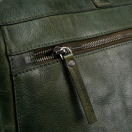 Сумка дорожная Dr.Koffer из натуральной кожи зеленая