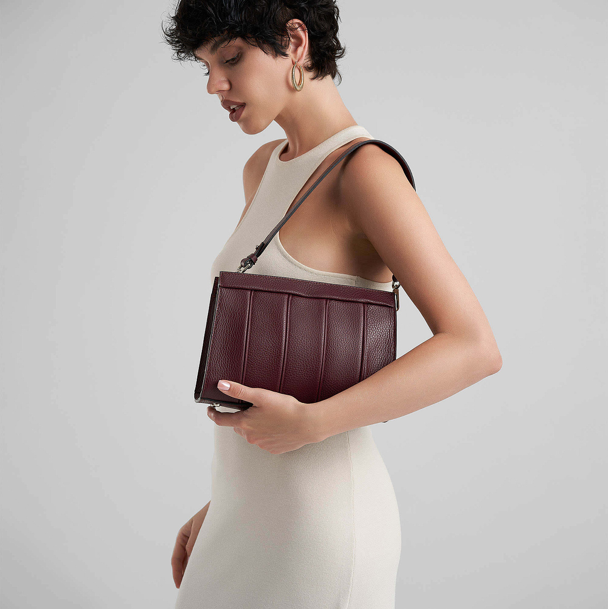 Женская сумка Dr. Koffer из натуральной кожи бордовая