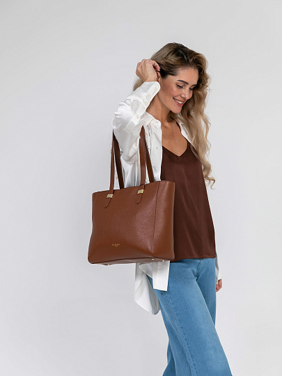 Женская сумка Dr.Koffer из натуральной кожи коричневая