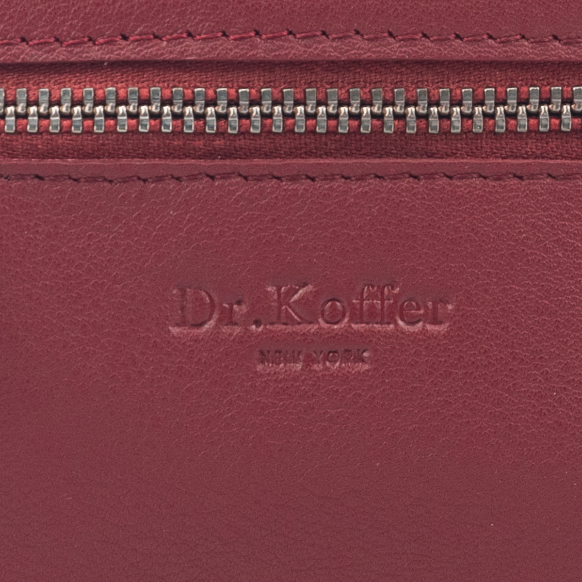 Ключница Dr.Koffer из натуральной кожи бордовая