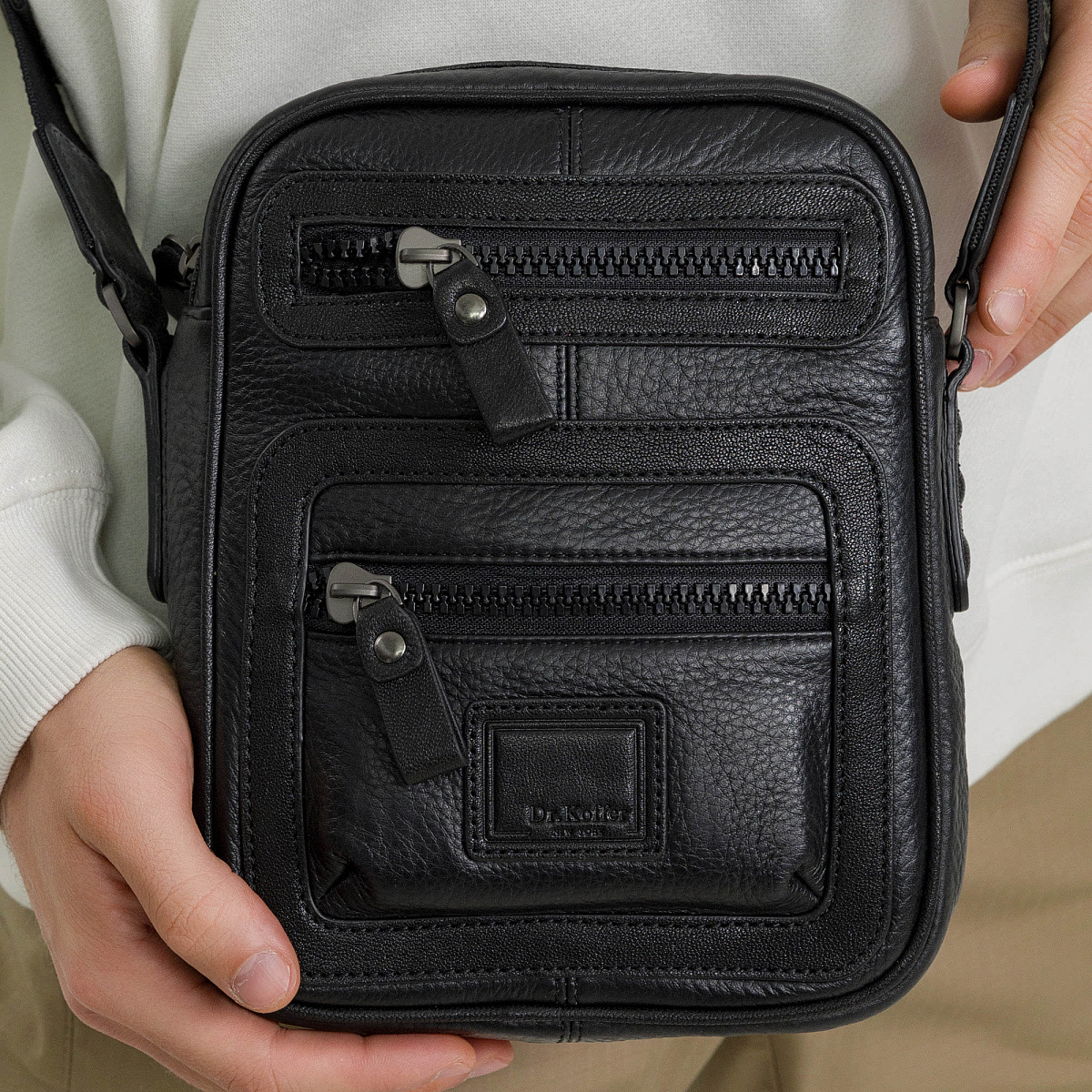 Сумка через плечо Dr.Koffer из натуральной кожи черная
