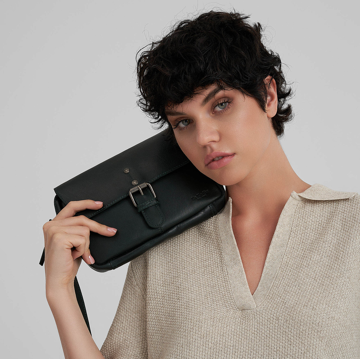 Женская сумка Dr.Koffer из натуральной кожи зеленая