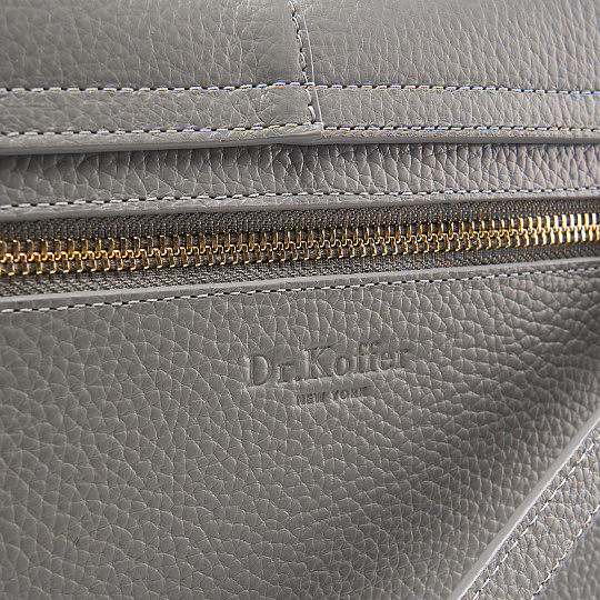 Женская сумка  Dr. Koffer из натуральной кожи серая