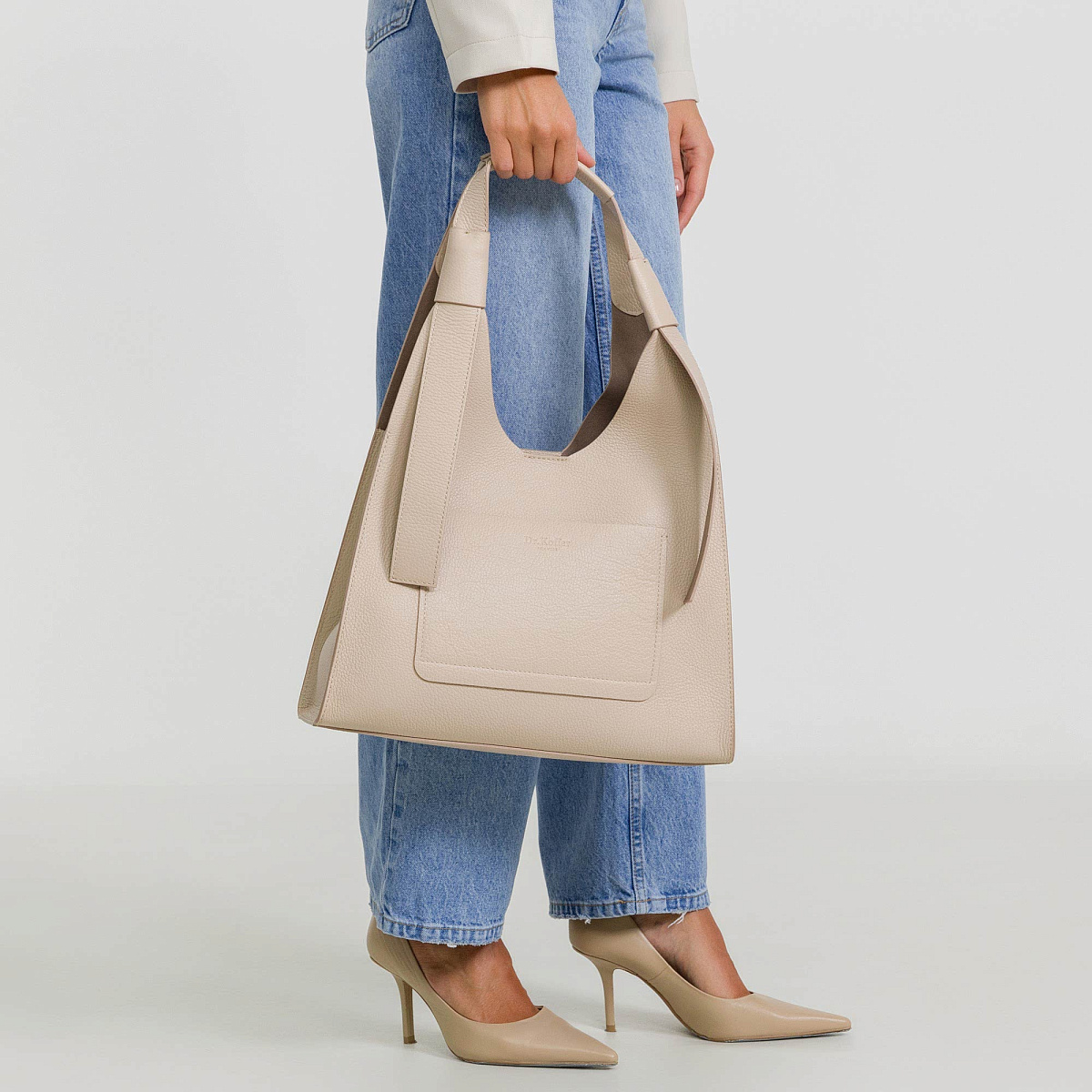 Женская сумка Dr. Koffer из натуральной кожи бежевая