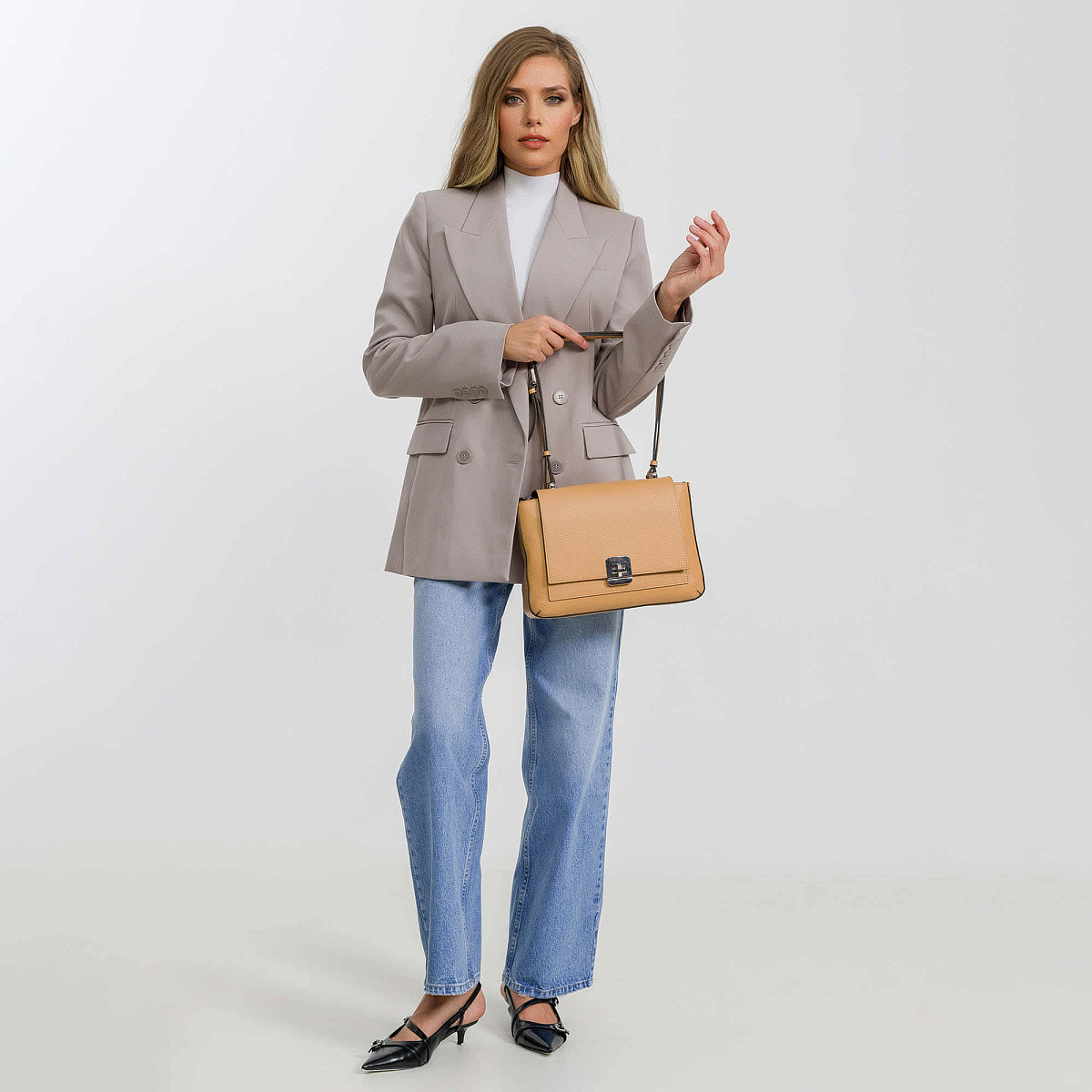 Женская сумка Dr. Koffer из натуральной кожи бежевая