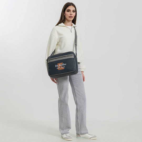 Сумка через плечо Dr.Koffer из натуральной кожи синяя