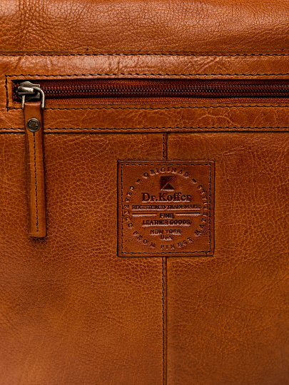Сумка через плечо Dr.Koffer из натуральной кожи коричневая
