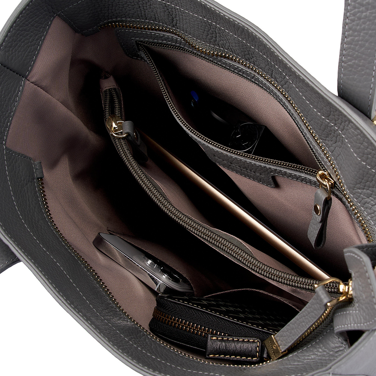 Женская сумка  Dr. Koffer из натуральной кожи серая