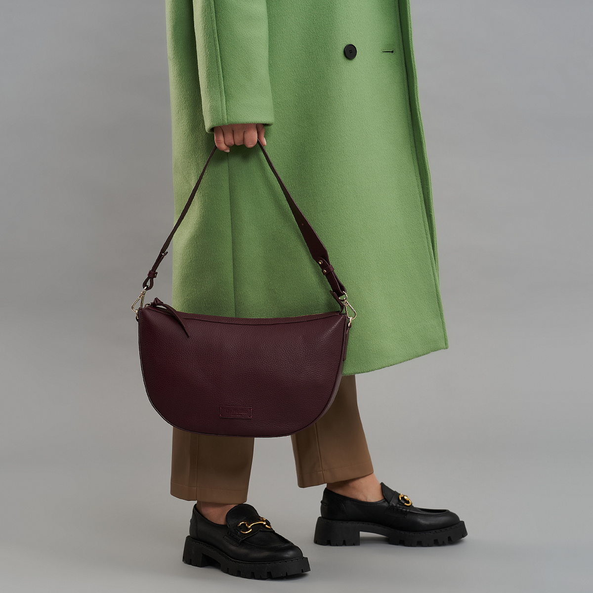 Женская сумка  Dr. Koffer из натуральной кожи бордовая