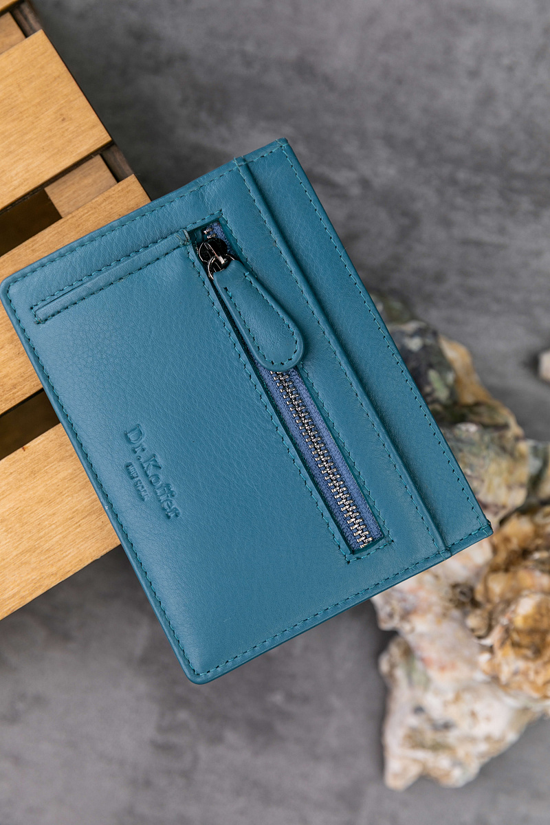 Кредитница Dr.Koffer из натуральной кожи голубая