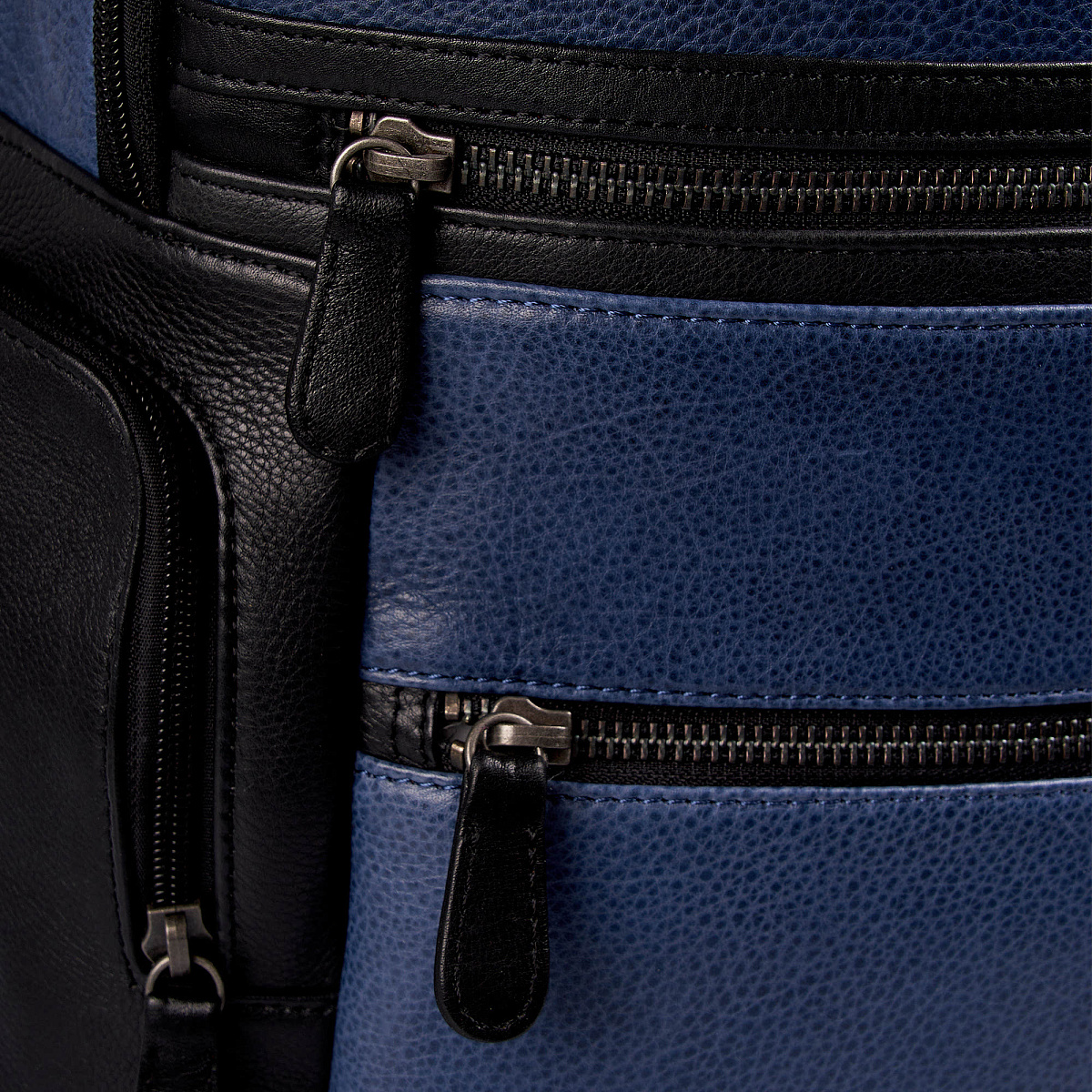 Рюкзак Dr.Koffer из натуральной кожи синий