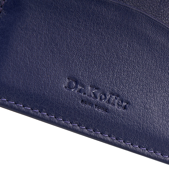 Кредитница Dr.Koffer из натуральной кожи фиолетовая