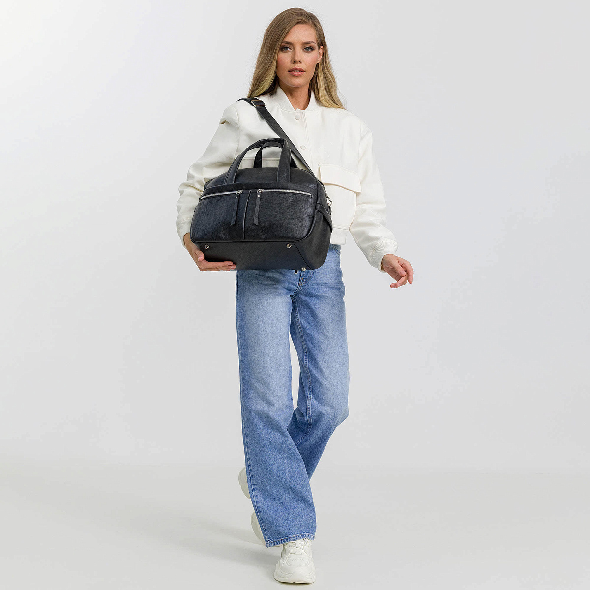 Сумка дорожная Dr.Koffer из натуральной кожи черная