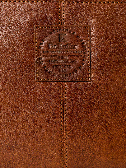 Женская сумка Dr.Koffer из натуральной кожи коричневая