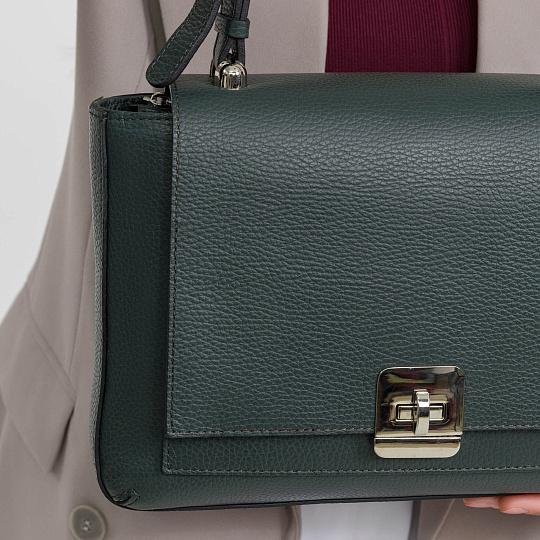 Женская сумка Dr. Koffer из натуральной кожи зеленая