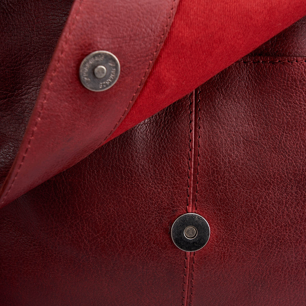 Женская сумка Dr. Koffer из натуральной кожи бордовая