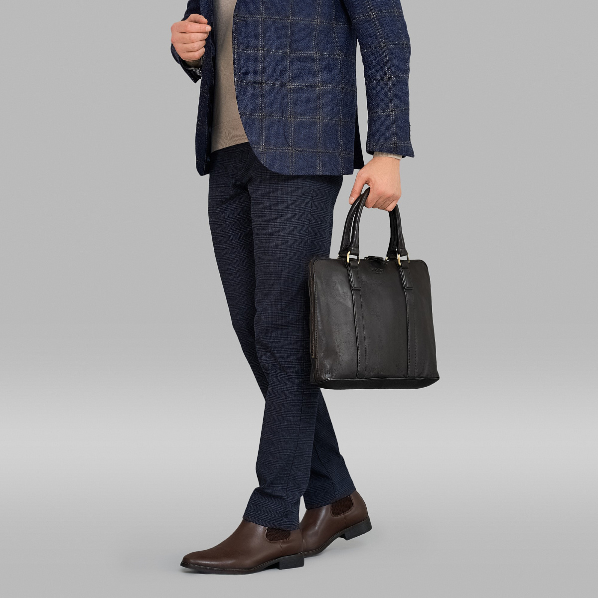 Деловая сумка Dr.Koffer из натуральной кожи черная