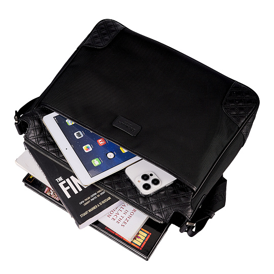 Сумка через плечо Dr.Koffer из натуральной кожи черная