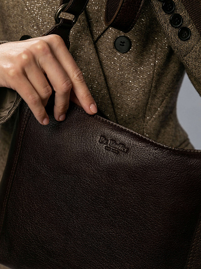 Сумка через плечо Dr.Koffer из натуральной кожи коричневая