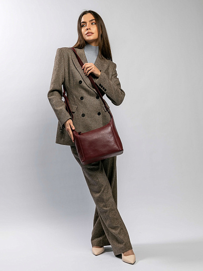 Сумка через плечо Dr.Koffer из натуральной кожи бордовая