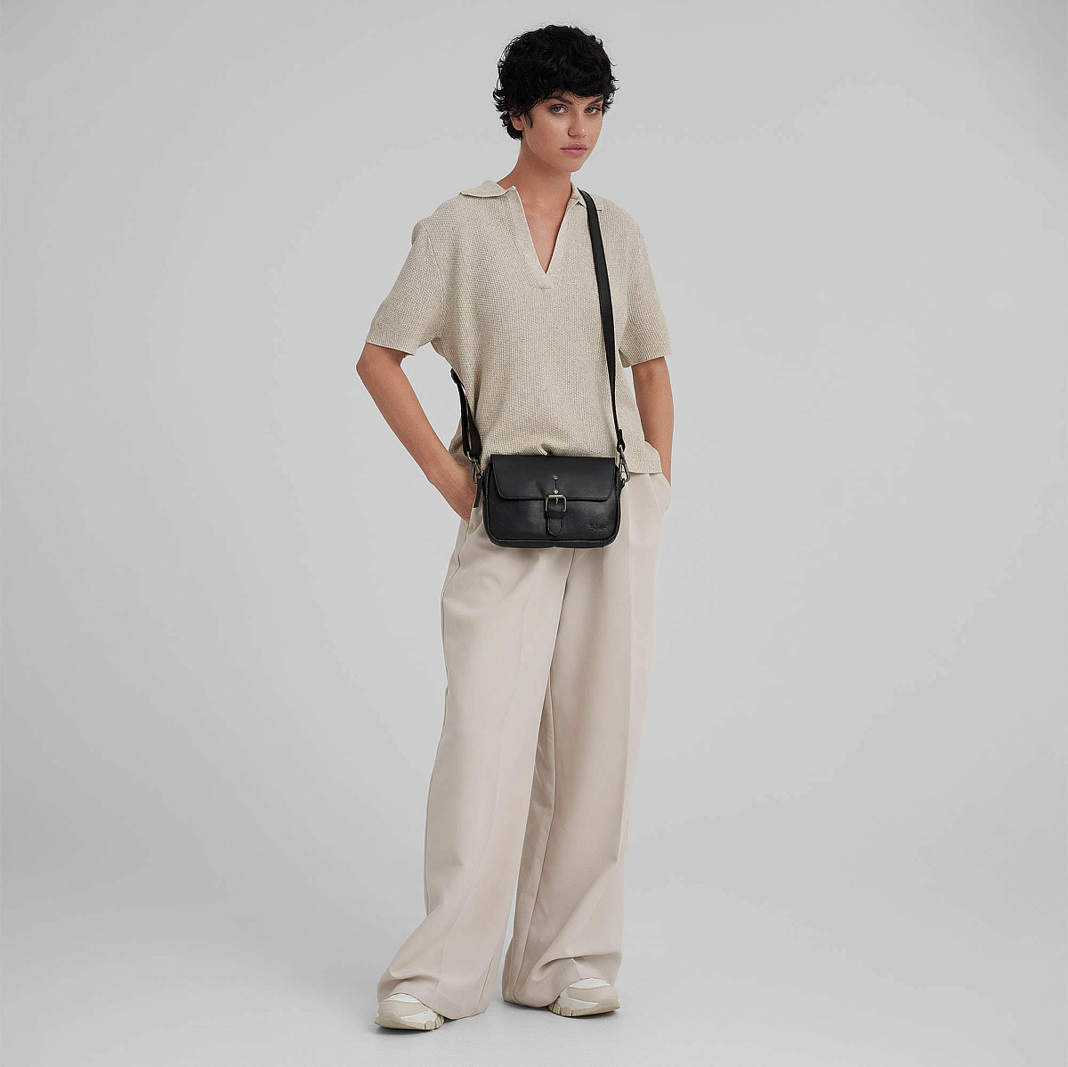 Женская сумка Dr.Koffer из натуральной кожи чёрная