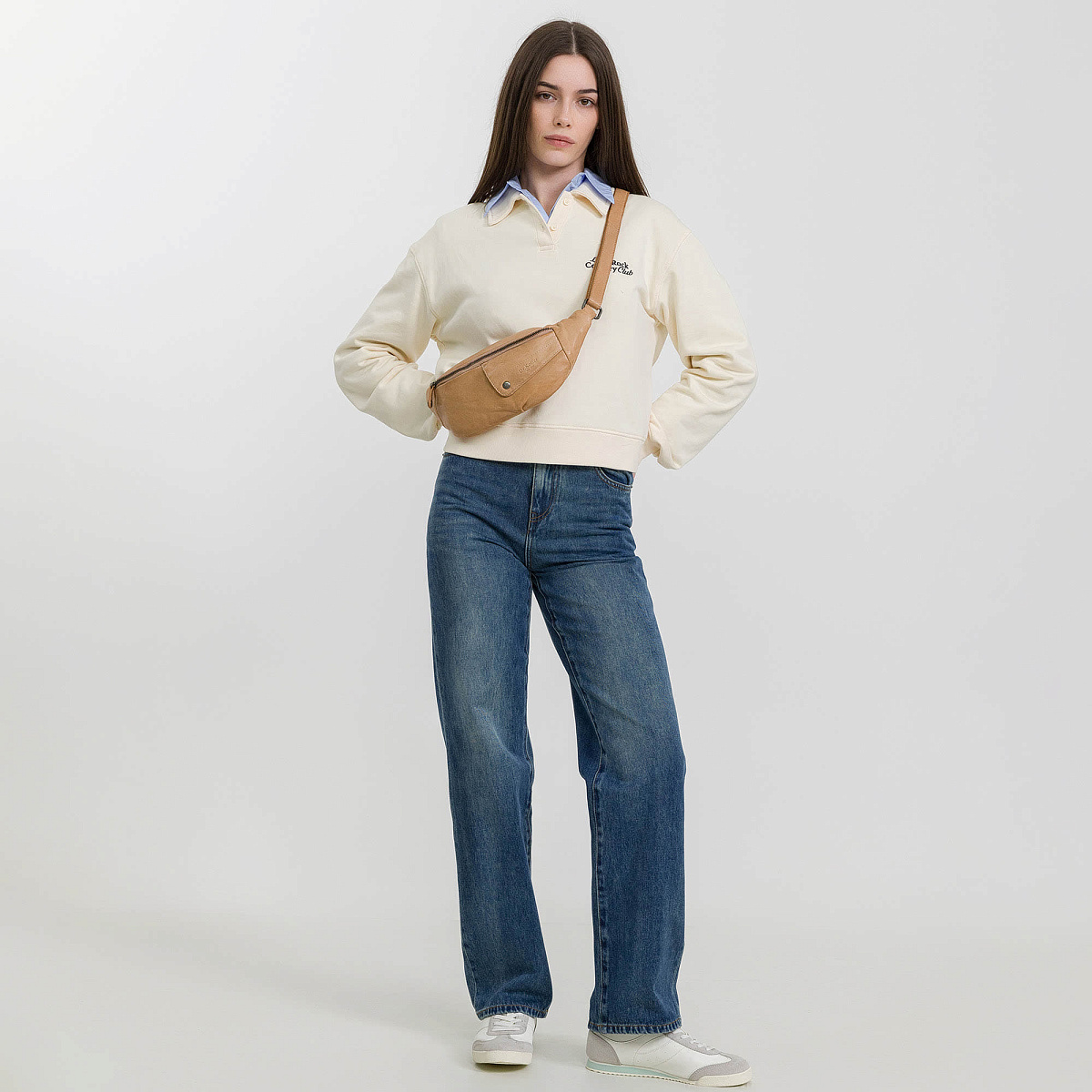 Сумка на пояс Dr. Koffer из натуральной кожи белая