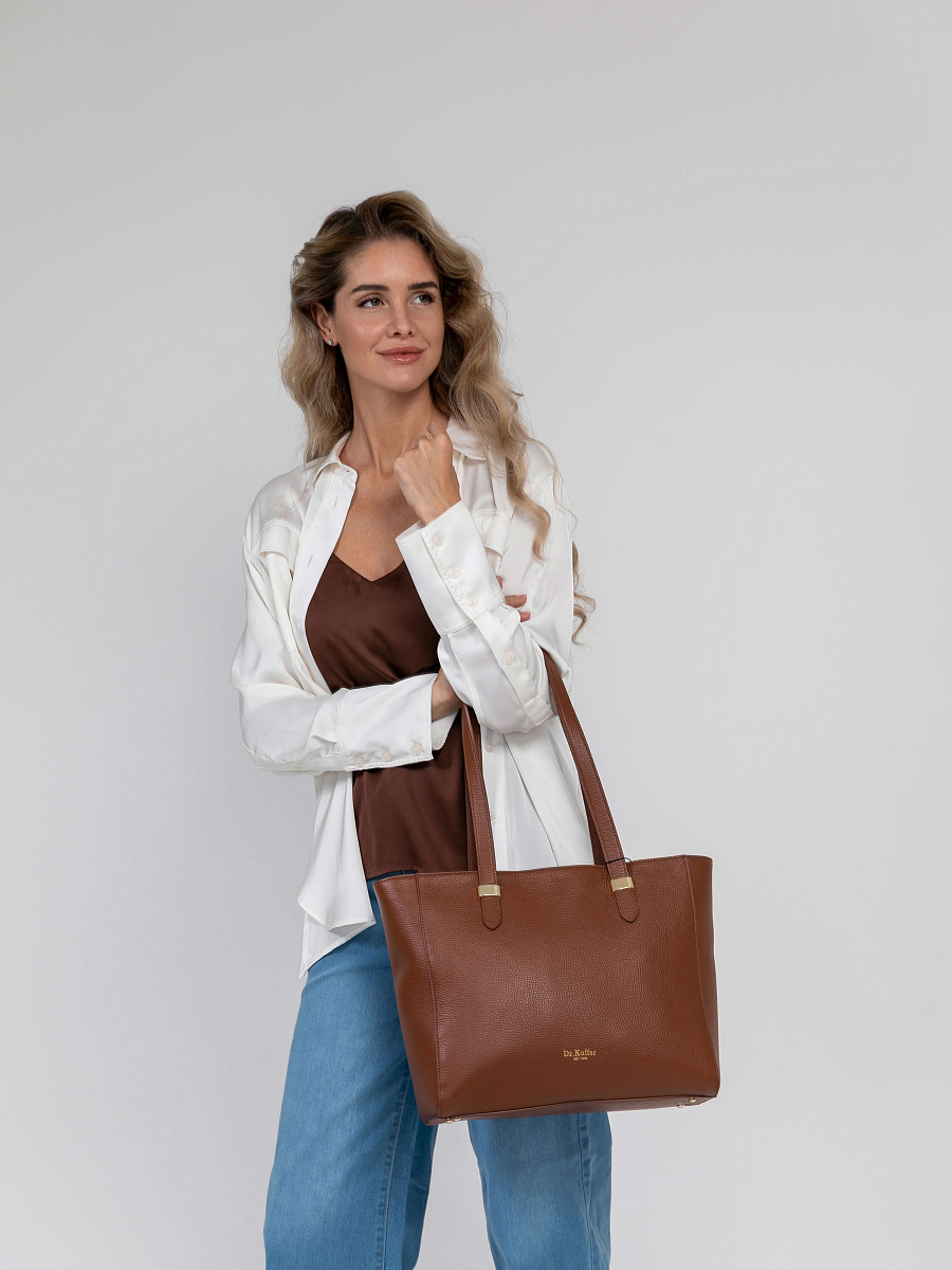 Женская сумка Dr.Koffer из натуральной кожи коричневая