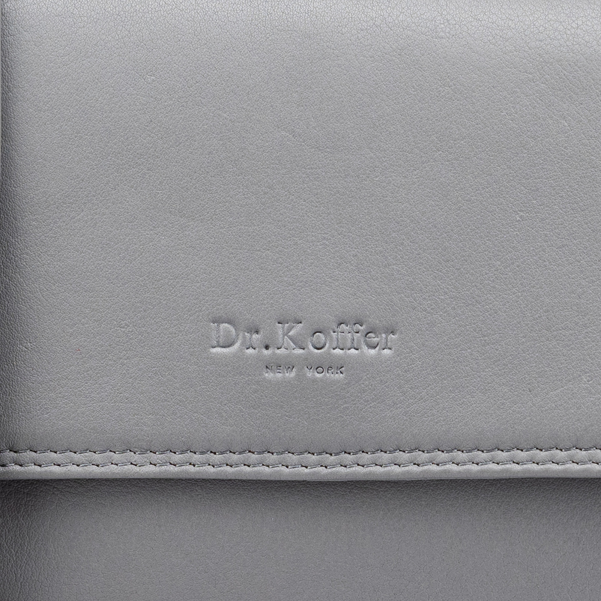 Женская сумка Dr.Koffer из натуральной кожи серая