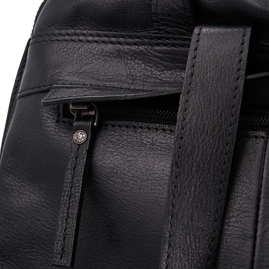 Рюкзак Dr.Koffer из натуральной кожи черный